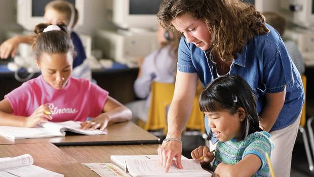 Alberta mulls assessing teachers every five years