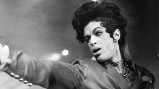 Prince seduced and enthralled, leaving everything on the stage